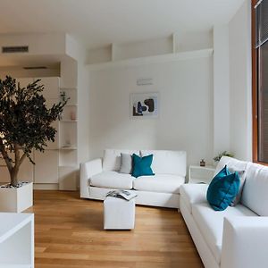 The Best Rent - One-Bedroom Apartment Near Crocetta